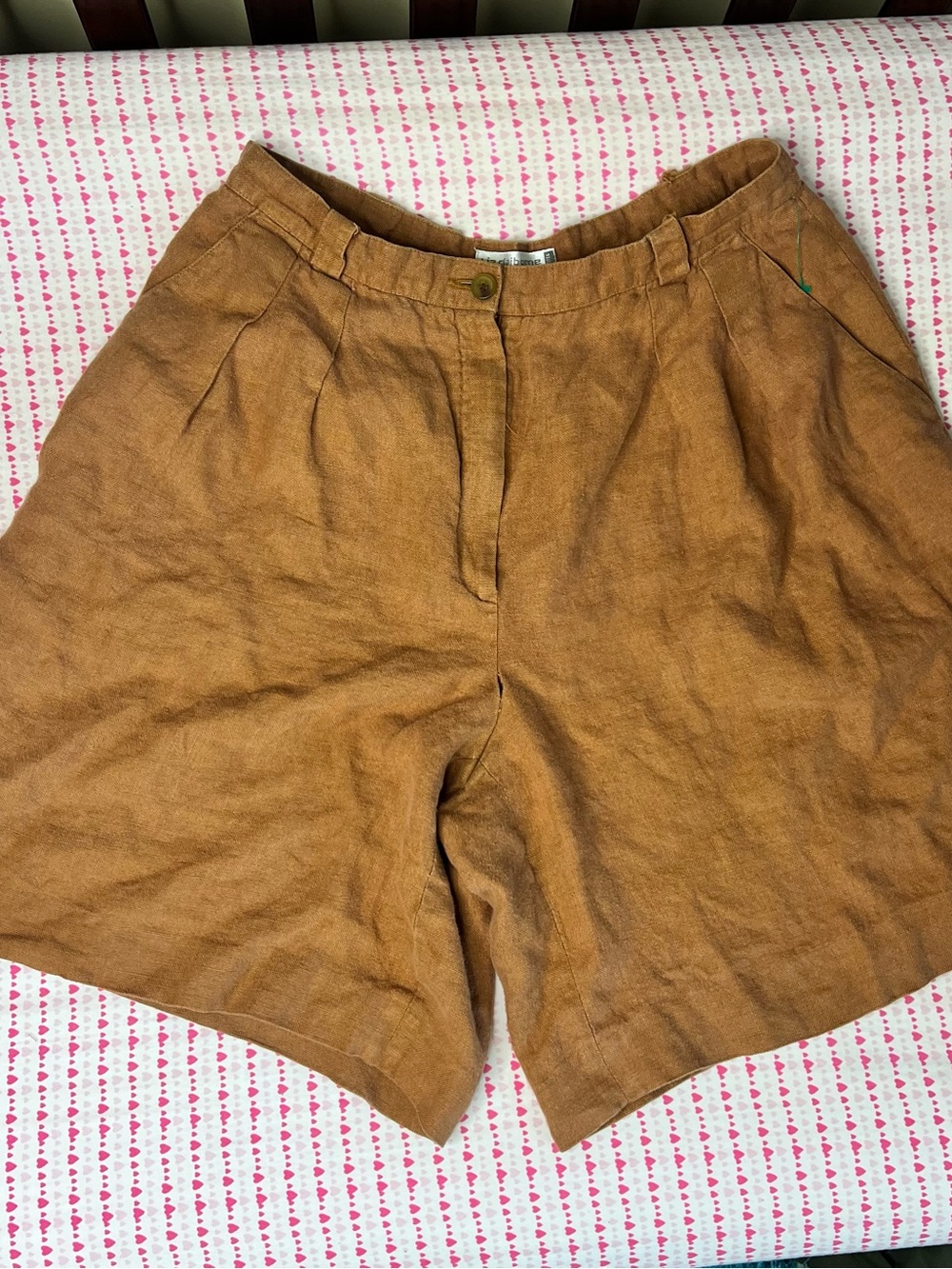 Liz Claiborne High Waist Shorts in Camel Brown